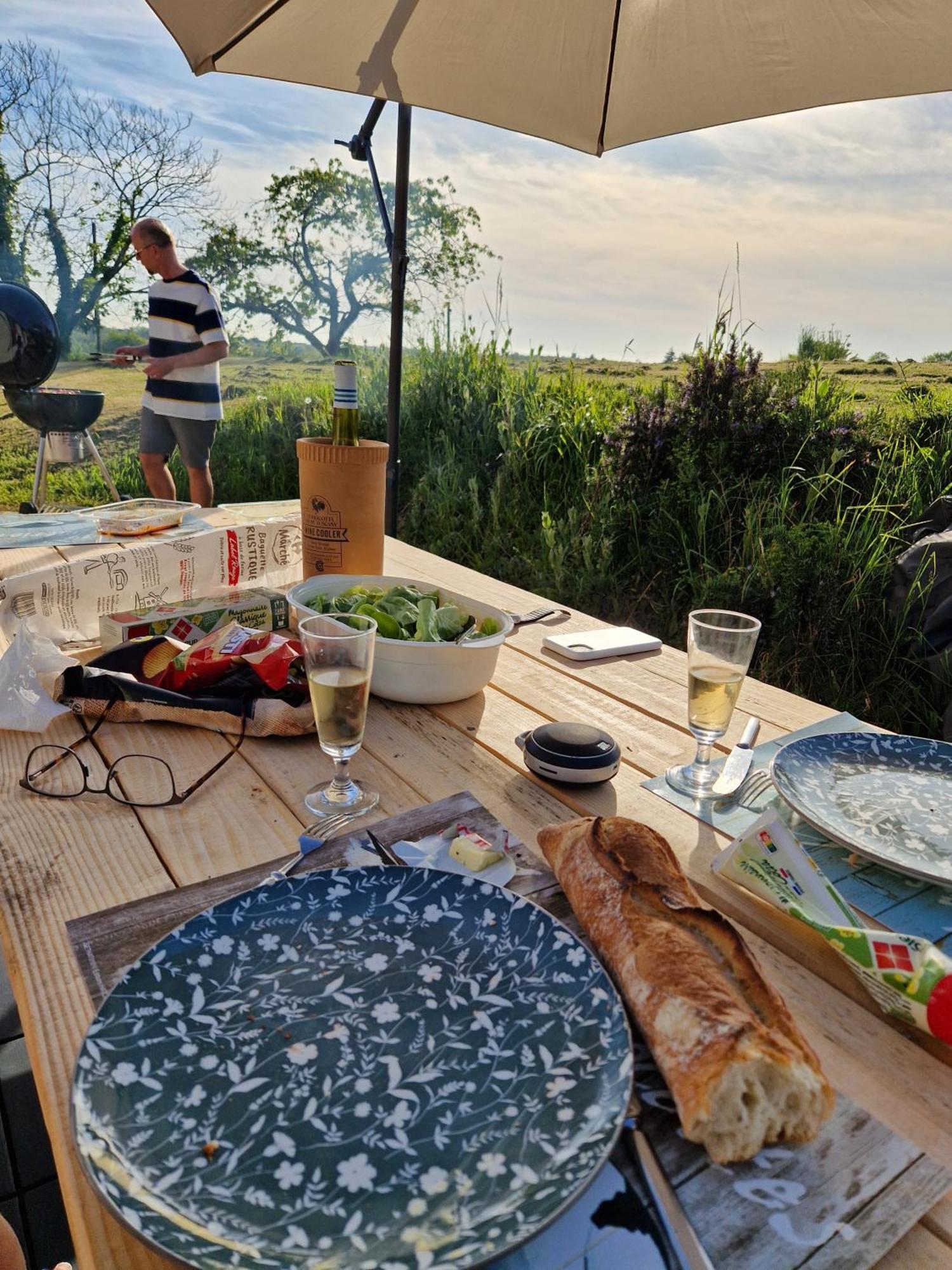Maison Precey Zewnętrze zdjęcie