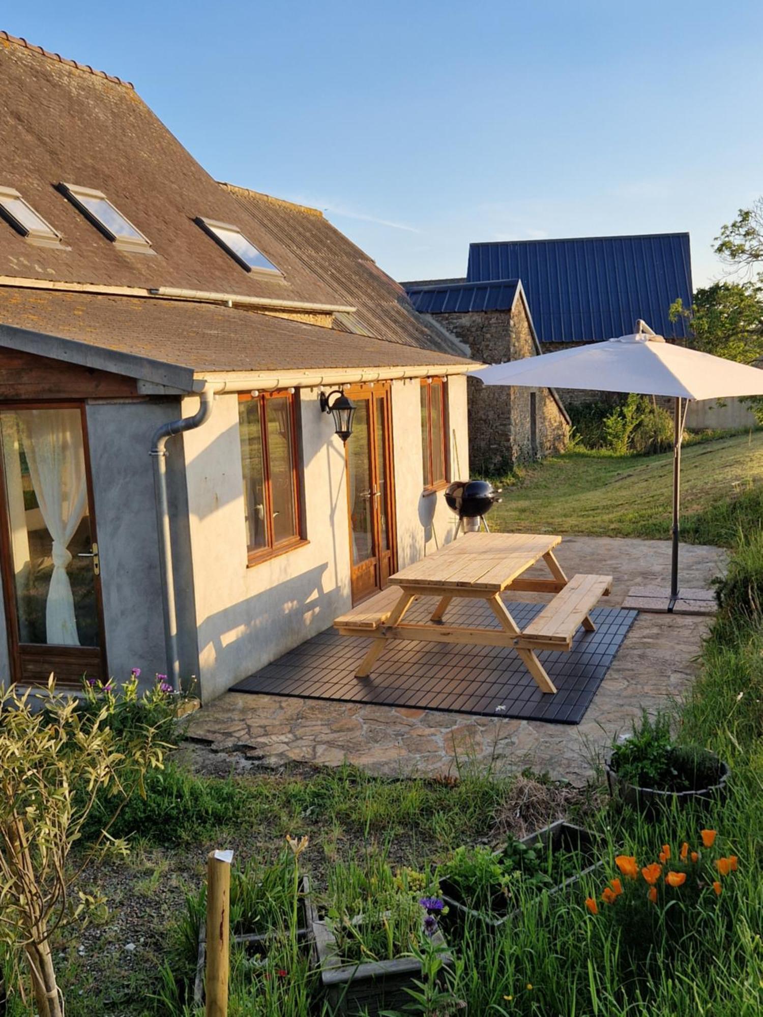 Maison Precey Zewnętrze zdjęcie